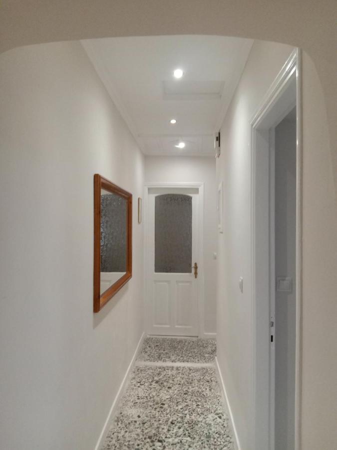 Menegis Apartment Zakynthos Town Exterior photo